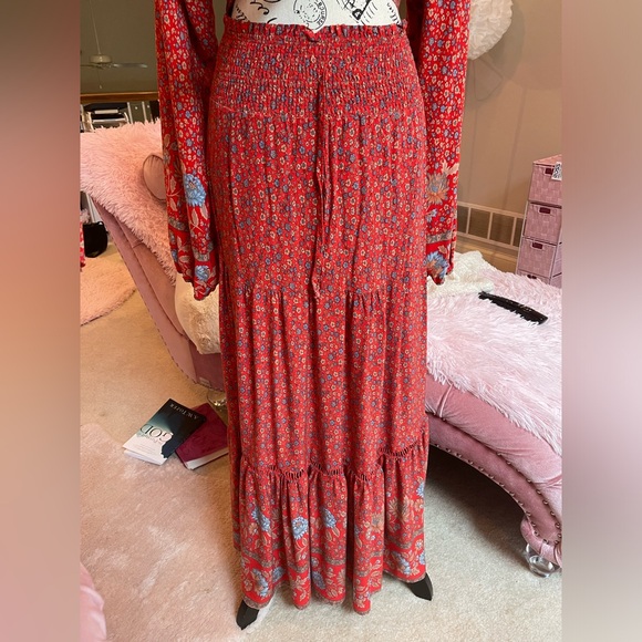 Bohemian Cropped Pheasant Blouse and Skirt Set❤️ - Picture 4 of 15